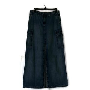 Denim Maxi Skirt with Cargo Pockets 2